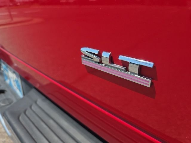 Used 2006 Red Dodge SLT image 5