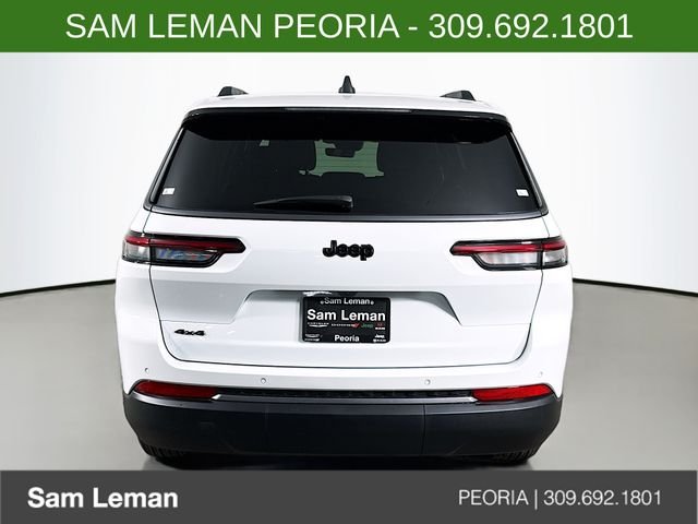 New 2026 Bright White Clear-Coat Exterior Paint Jeep Altitude image 6