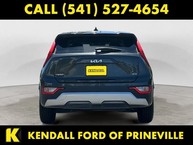 Used 2023 Gray Kia LX image 4