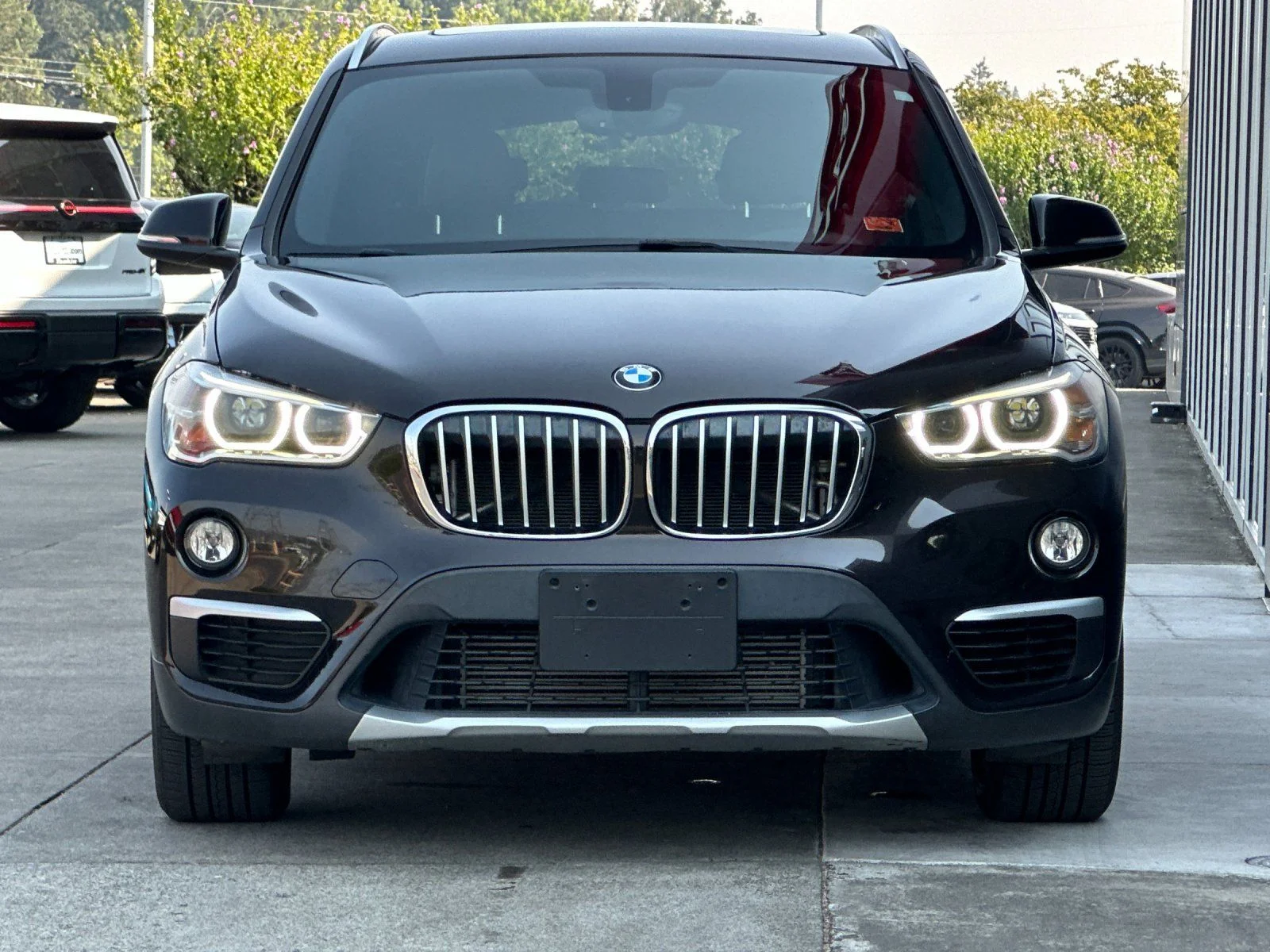 Used 2018 Brown Metallic BMW xDrive28i image 8