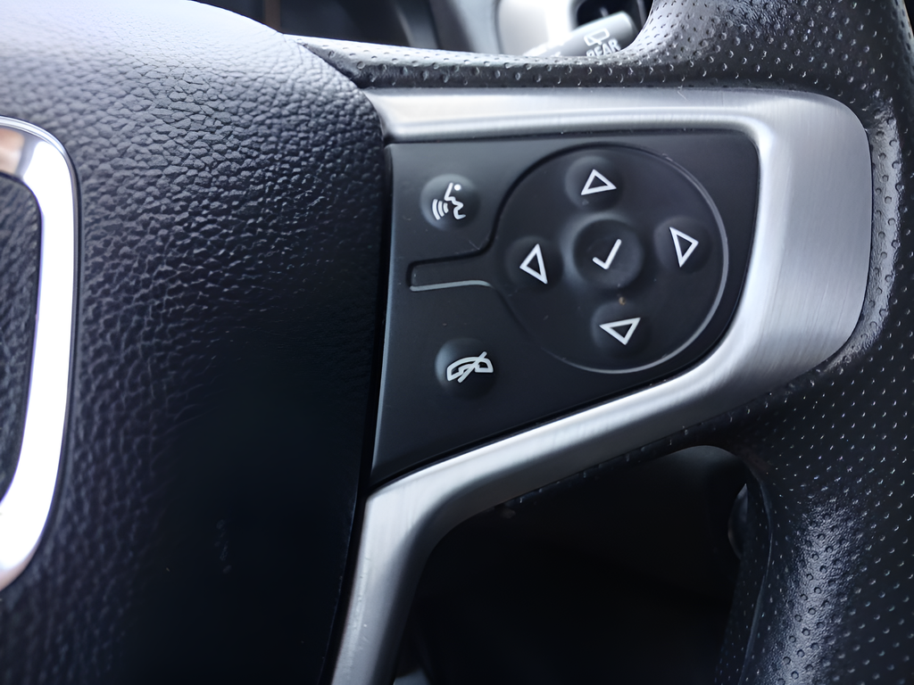 Used 2024 Silver GMC SLE image 22