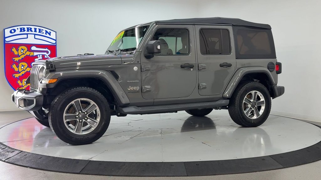 Used 2018 Gray Clearcoat Jeep Unlimited Sahara image 8