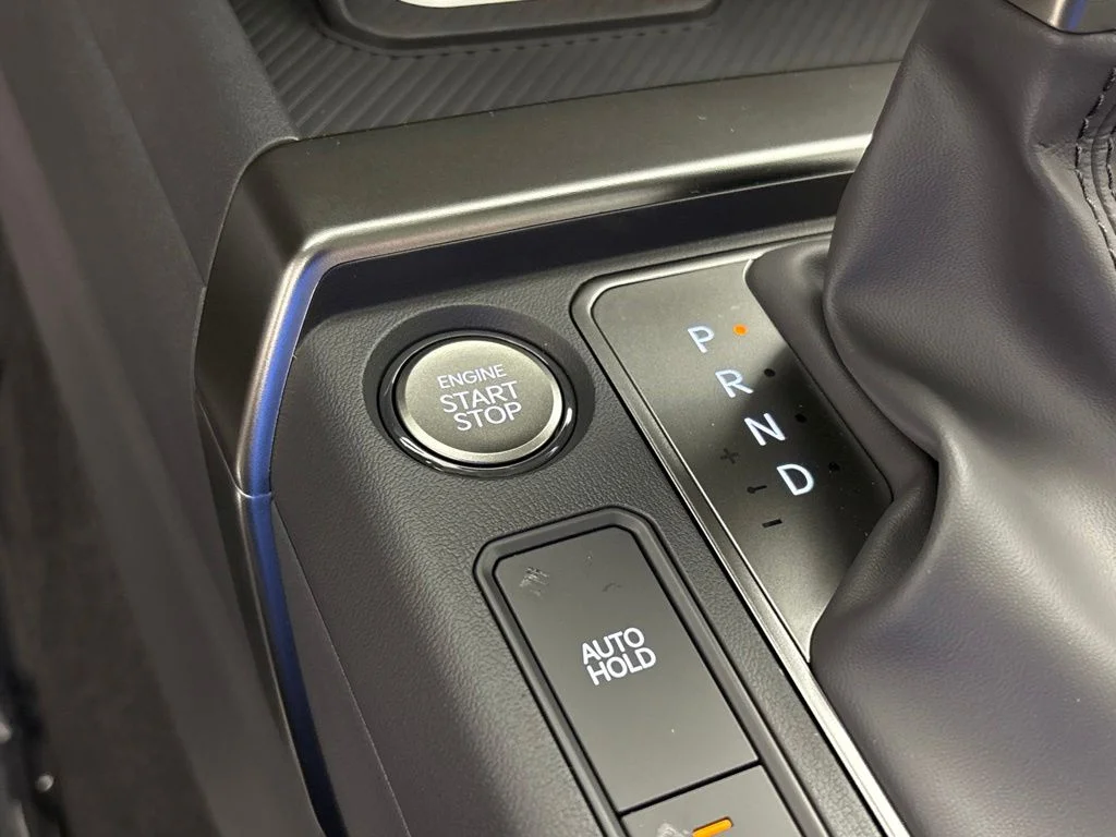 New 2027 Aurora Black Pearl Kia EX image 31