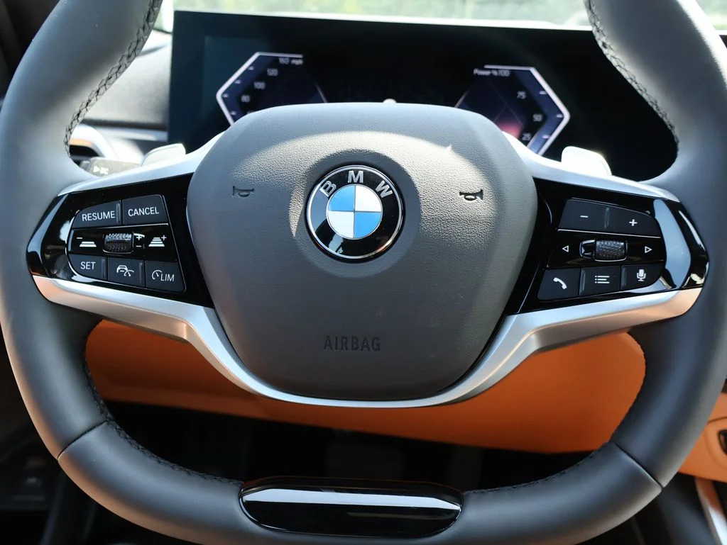 2025 BMW 3 Series 330i - Photo 39