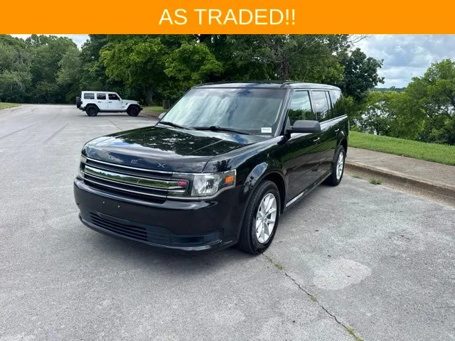 Used 2013 Black Ford SE image 3