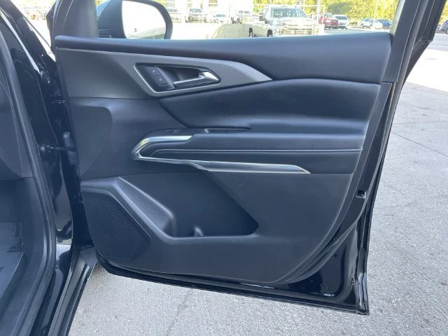 Used 2024 Mosaic Black Metallic Chevrolet LT image 16