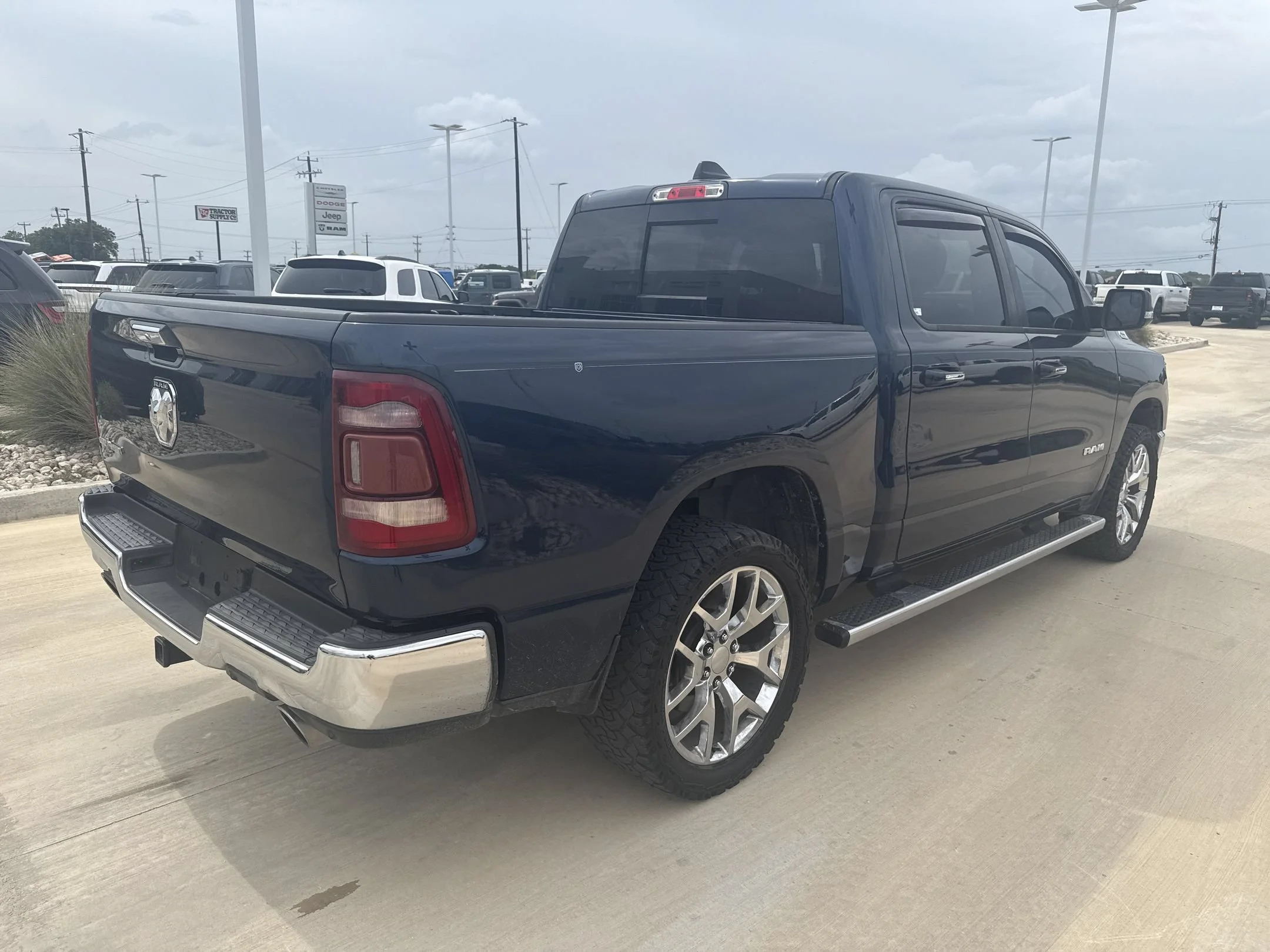 Used 2019 Blue Ram Big Horn/Lone Star image 2