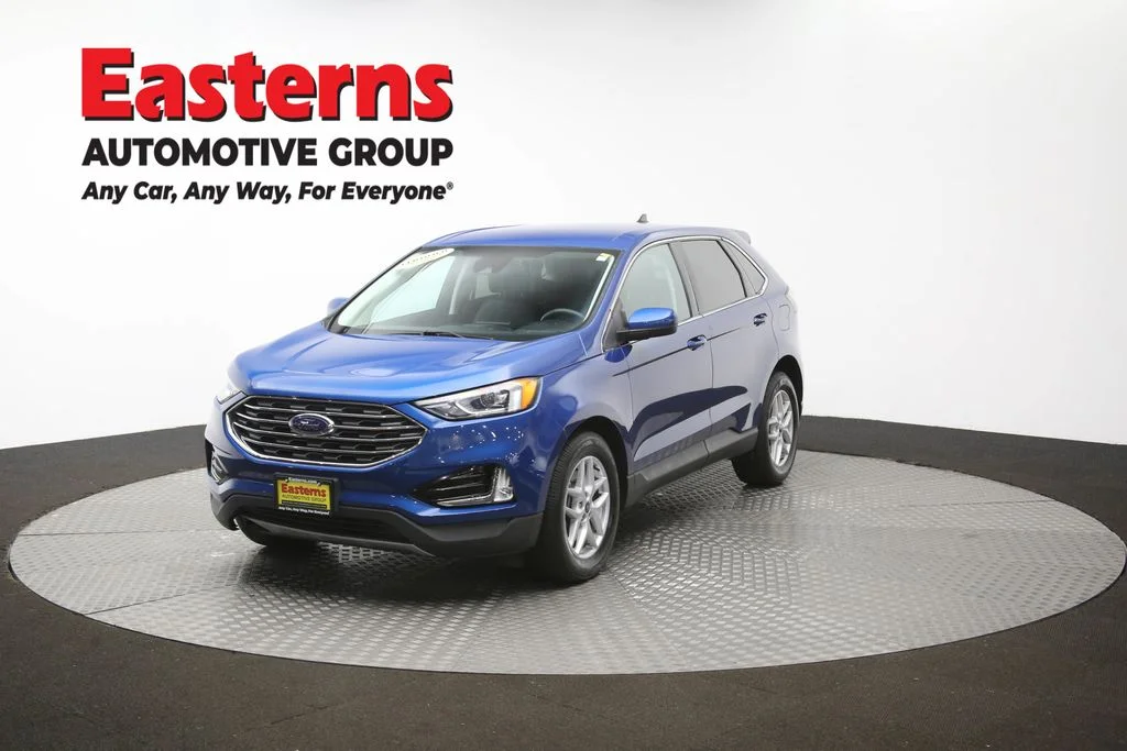 Used 2021 Blue Ford SEL image 53