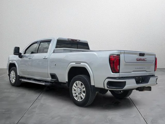 Used 2020 Silver GMC Denali image 3
