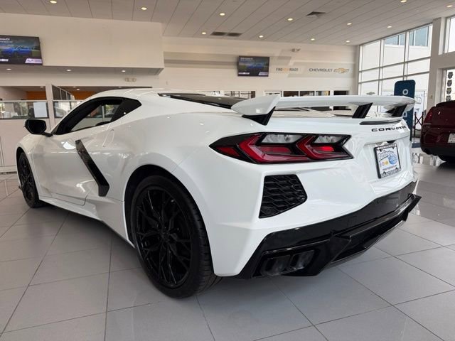 Certified Used 2025 Arctic White Chevrolet 3LT image 7