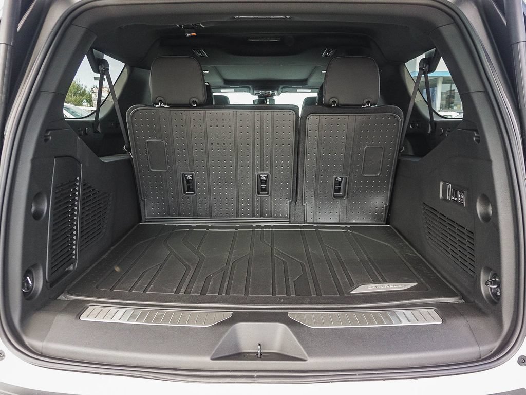 2026 Chevrolet Suburban RST - Photo 24