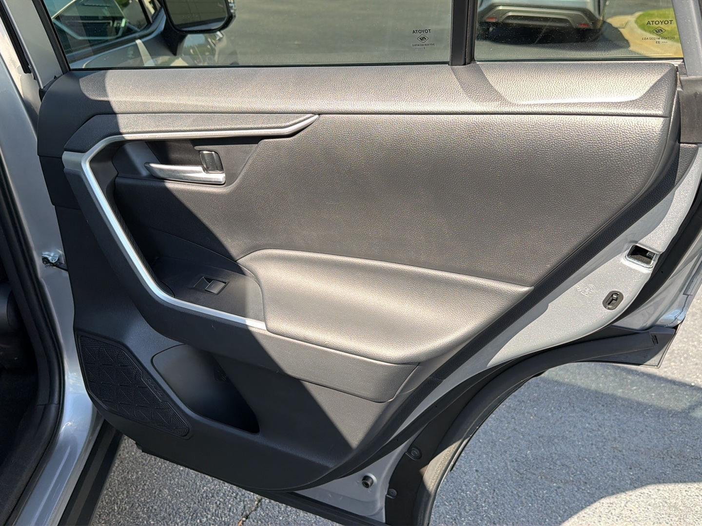 Used 2023 Silver Sky Metallic Toyota Hybrid XLE image 15