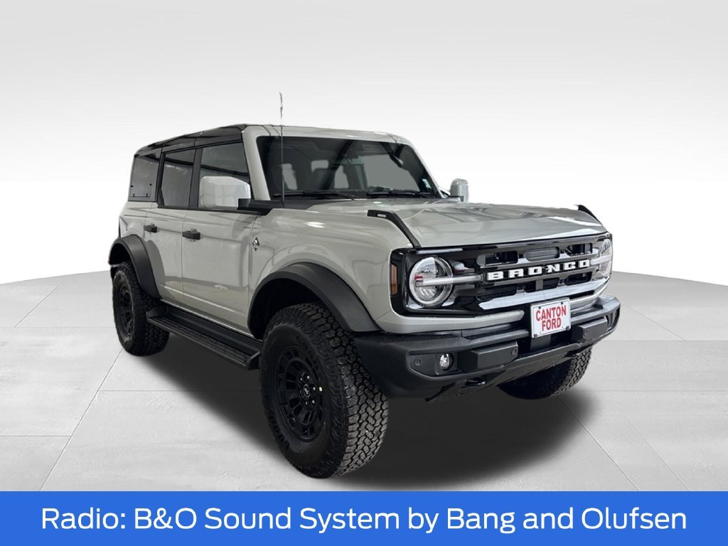 2026 Ford Bronco 4-Door Outer Banks - Photo 9
