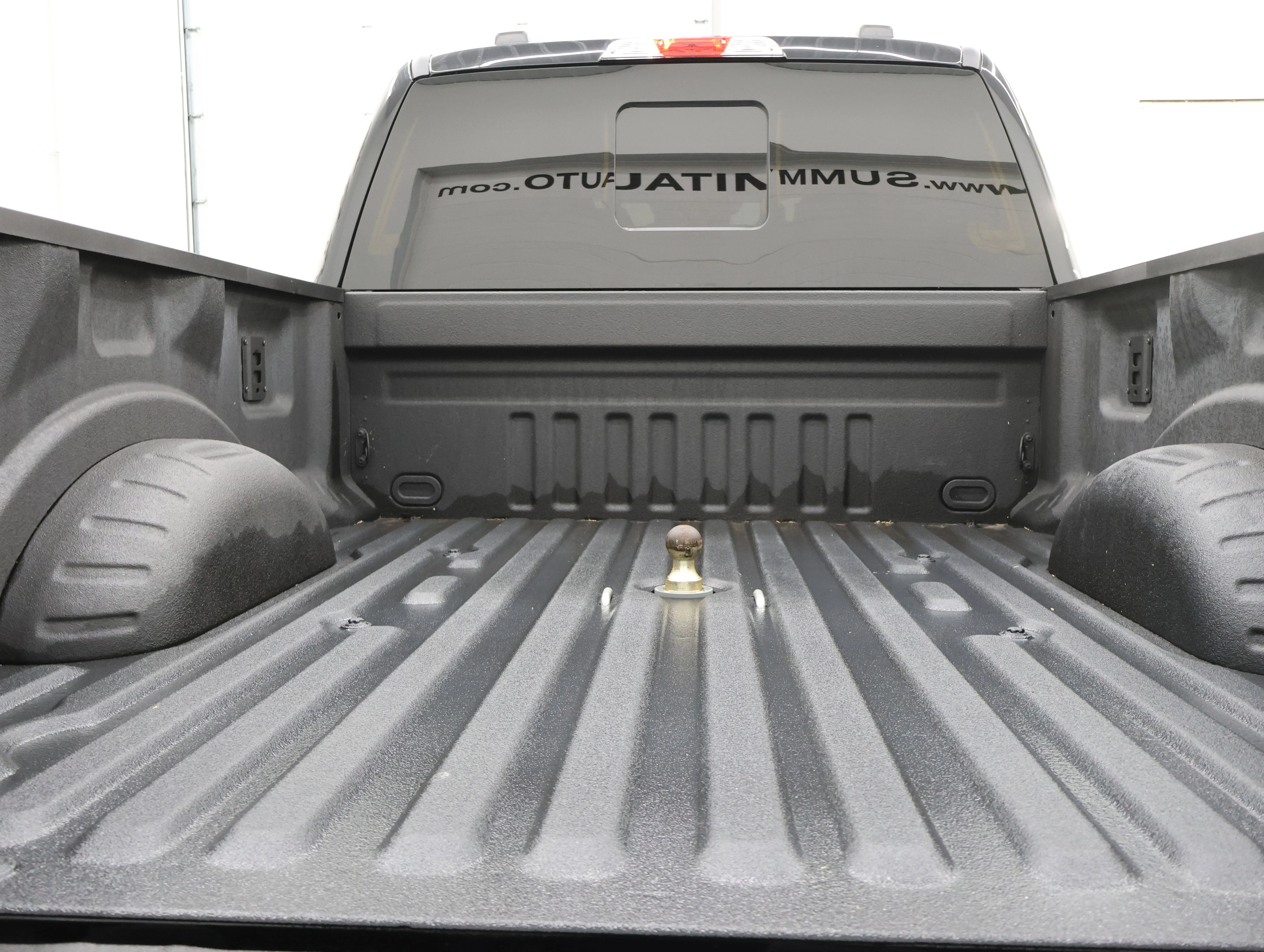 Used 2024 Agate Black Metallic Ford XLT image 26