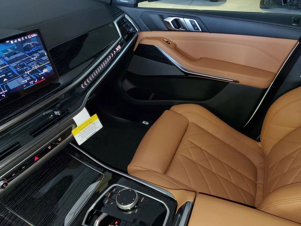 New 2026 White BMW sDrive40i image 20