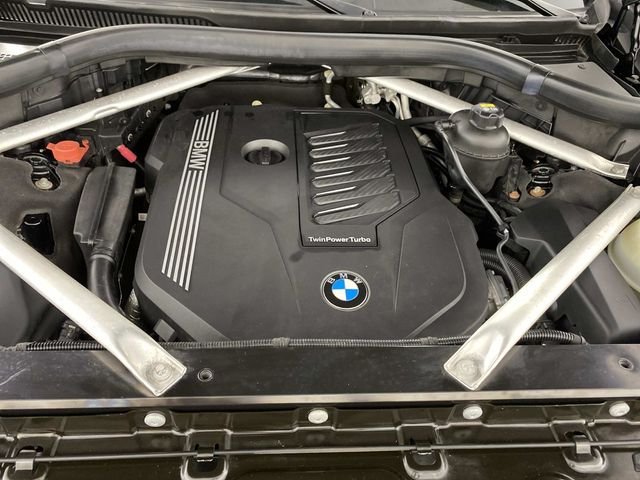 Used 2020 Black BMW xDrive40i image 31
