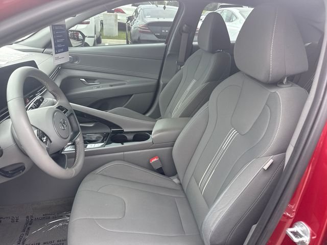 Used 2023 Red Hyundai SEL image 13