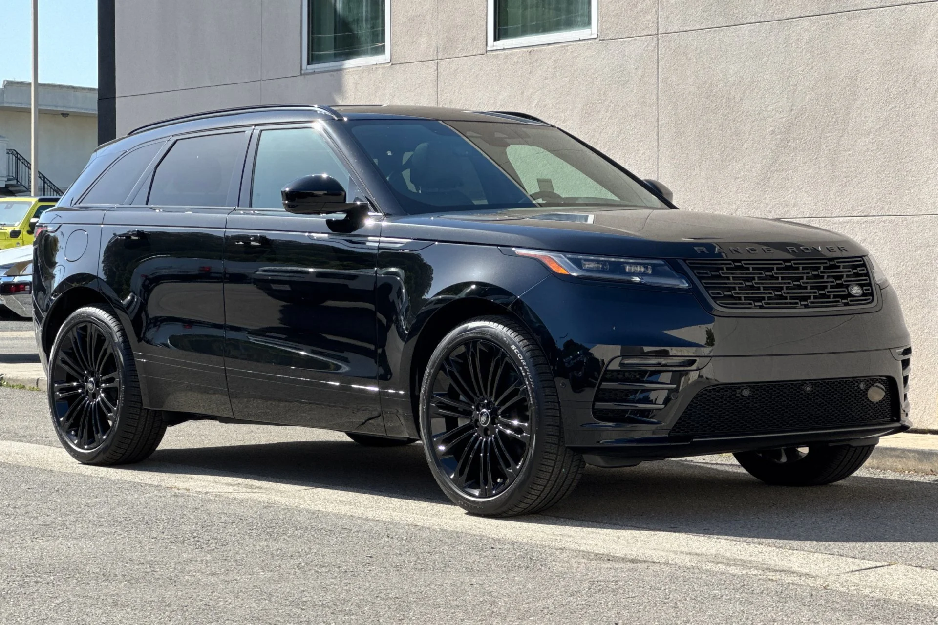 2026 Land Rover Range Rover Velar Dynamic SE - Photo 9