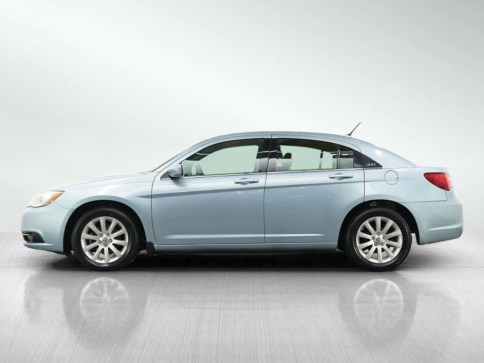 Used 2012 Chrysler 200 Touring with VIN 1C3CCBBB8CN302405 for sale in Eden Prairie, Minnesota