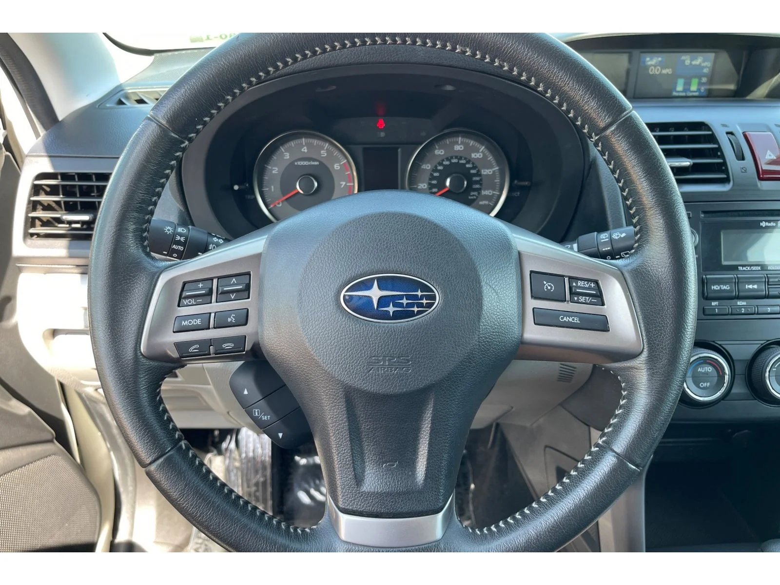 Used 2015 Satin White Pearl Subaru 2.5i Limited image 34
