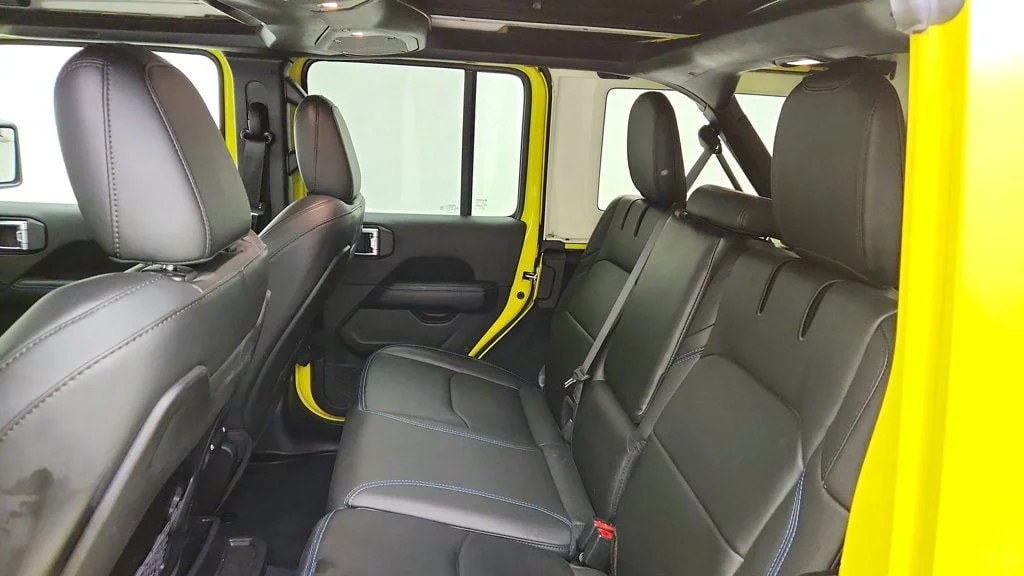 Used 2024 High Velocity Clearcoat Jeep Rubicon X 4x4 w/ Sky One-Touch Power Top & Nappa Leathe image 22