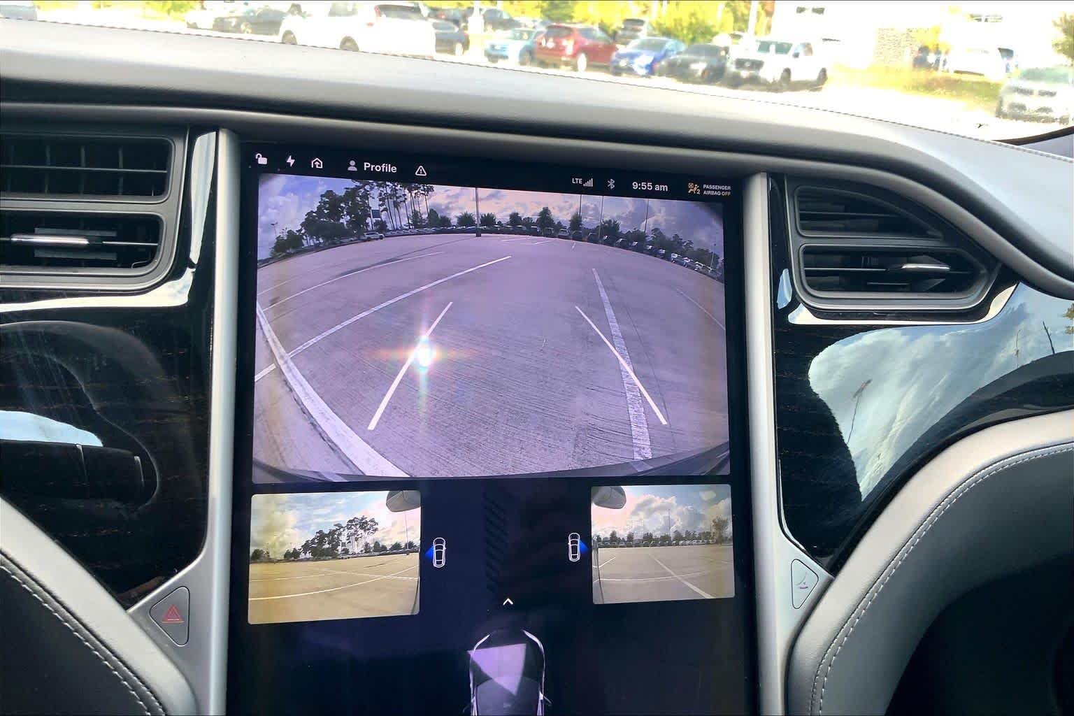 Used 2018 Obsidian Black Metallic Tesla 75D image 25