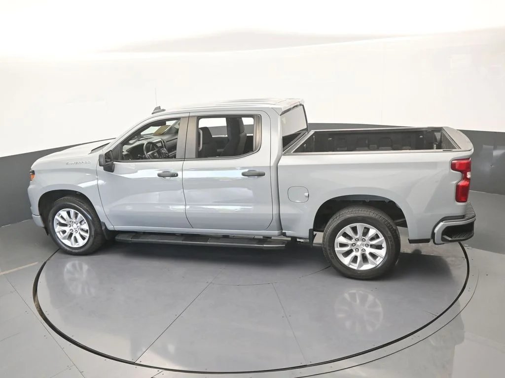 Used 2024 Slate Gray Metallic Chevrolet Custom image 51