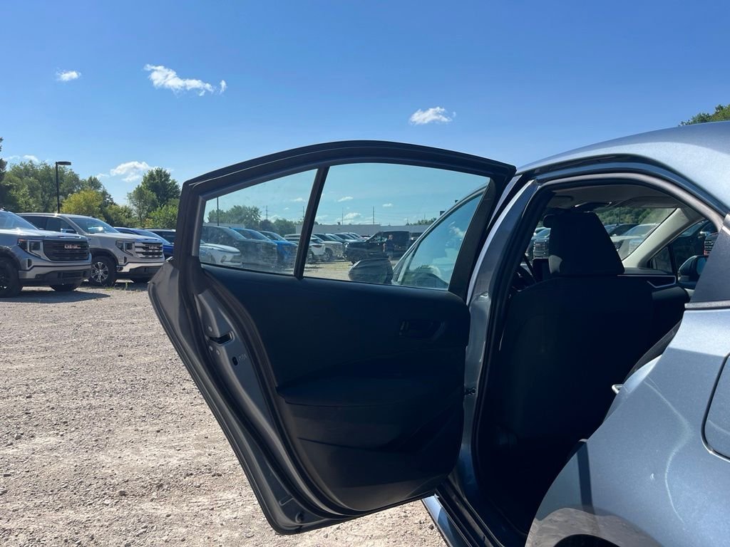 Used 2024 Celestite Toyota LE image 28