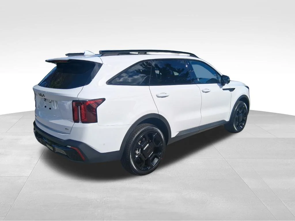 Used 2026 White Kia X-Line SX Prestige image 5