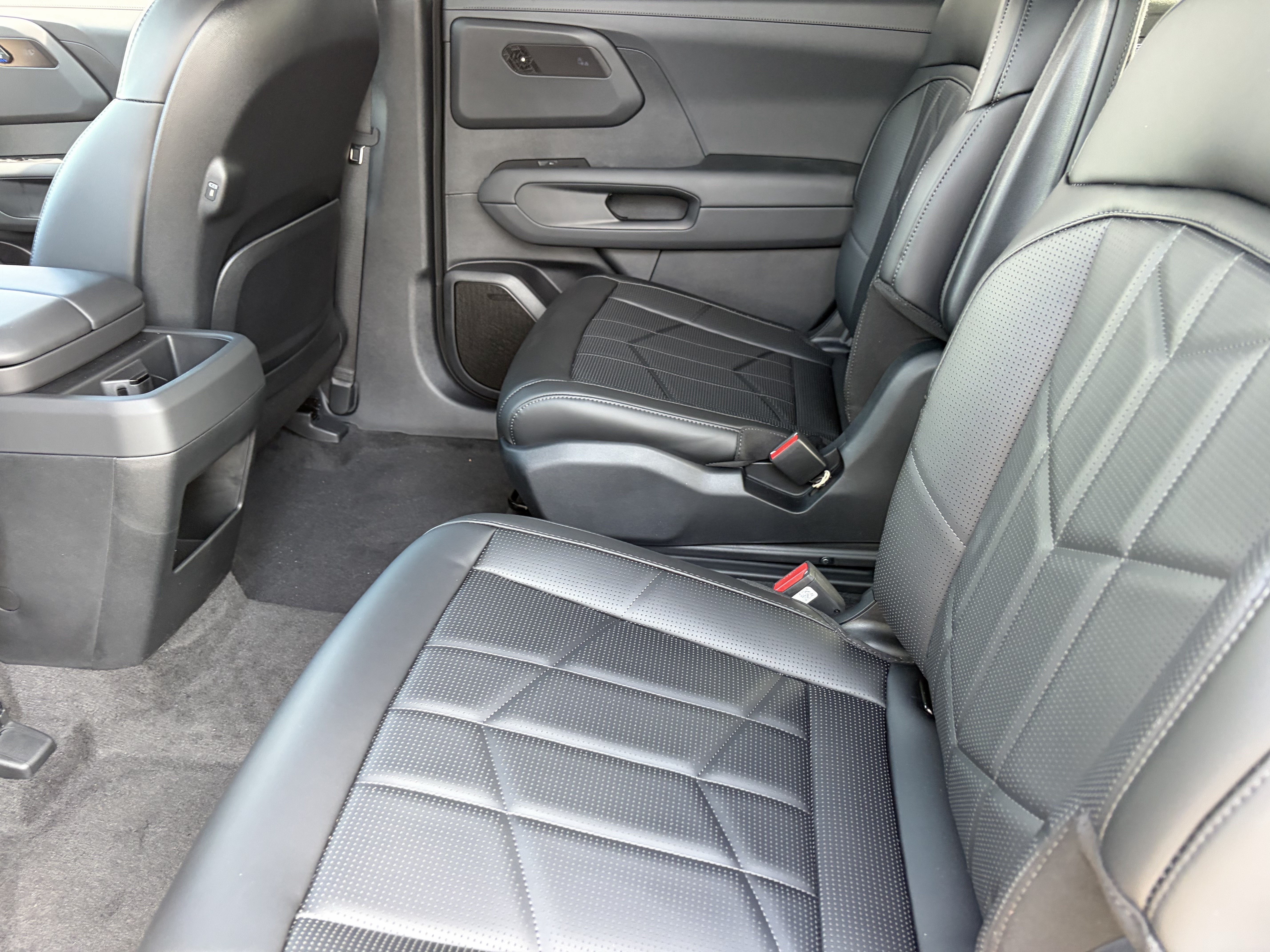 New 2027 Wolf Gray Kia X-PRO SX image 15