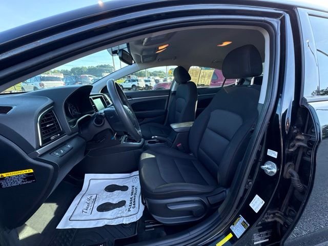 Used 2018 Phantom Black Hyundai SEL image 12