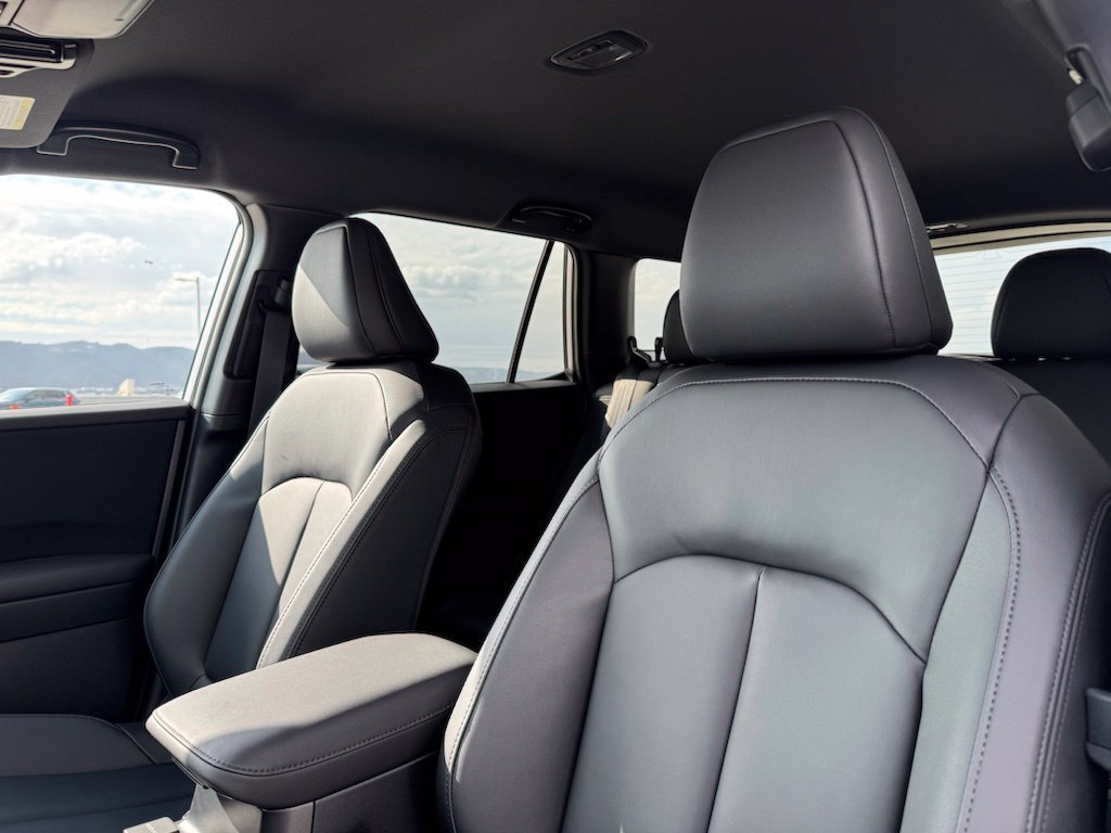 New 2026 ICE SILVER METALLIC Subaru Premium image 15