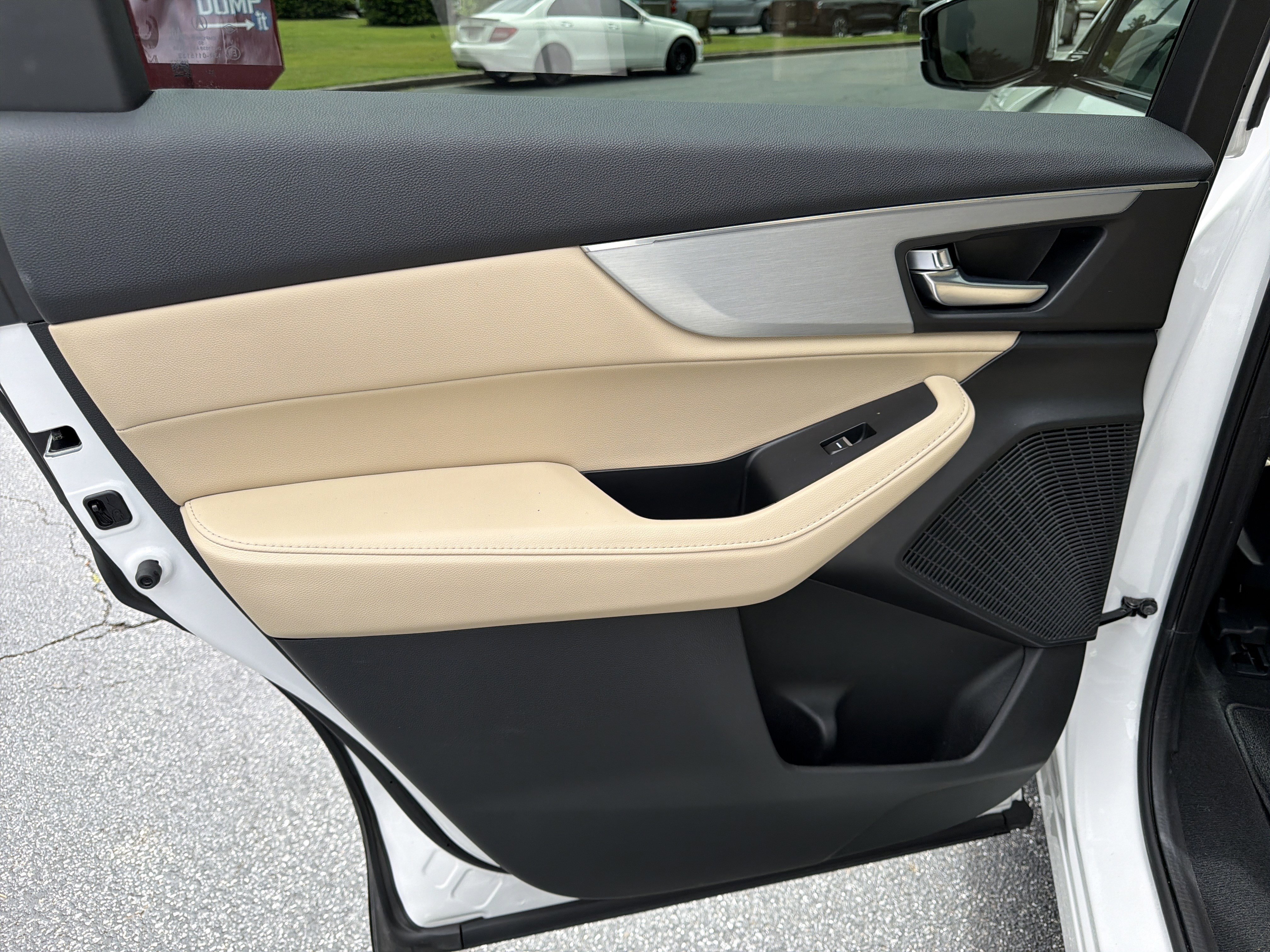 Used 2023  Acura  image 23