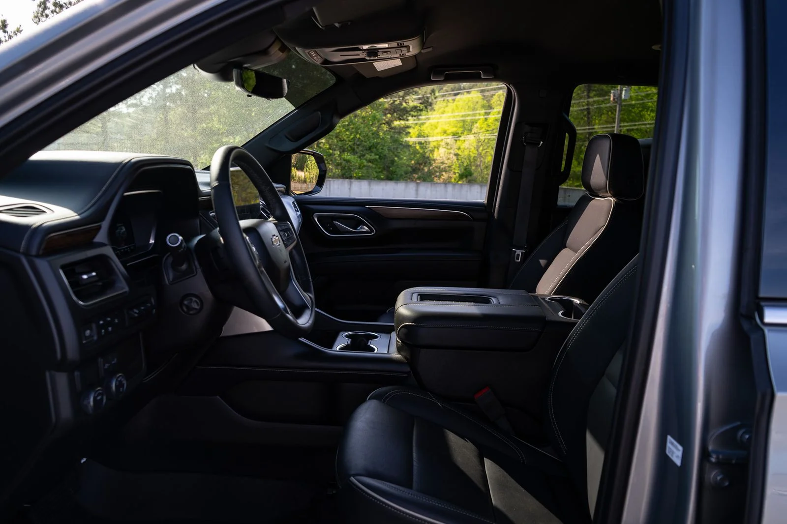 Used 2024 Gray Chevrolet Premier image 14