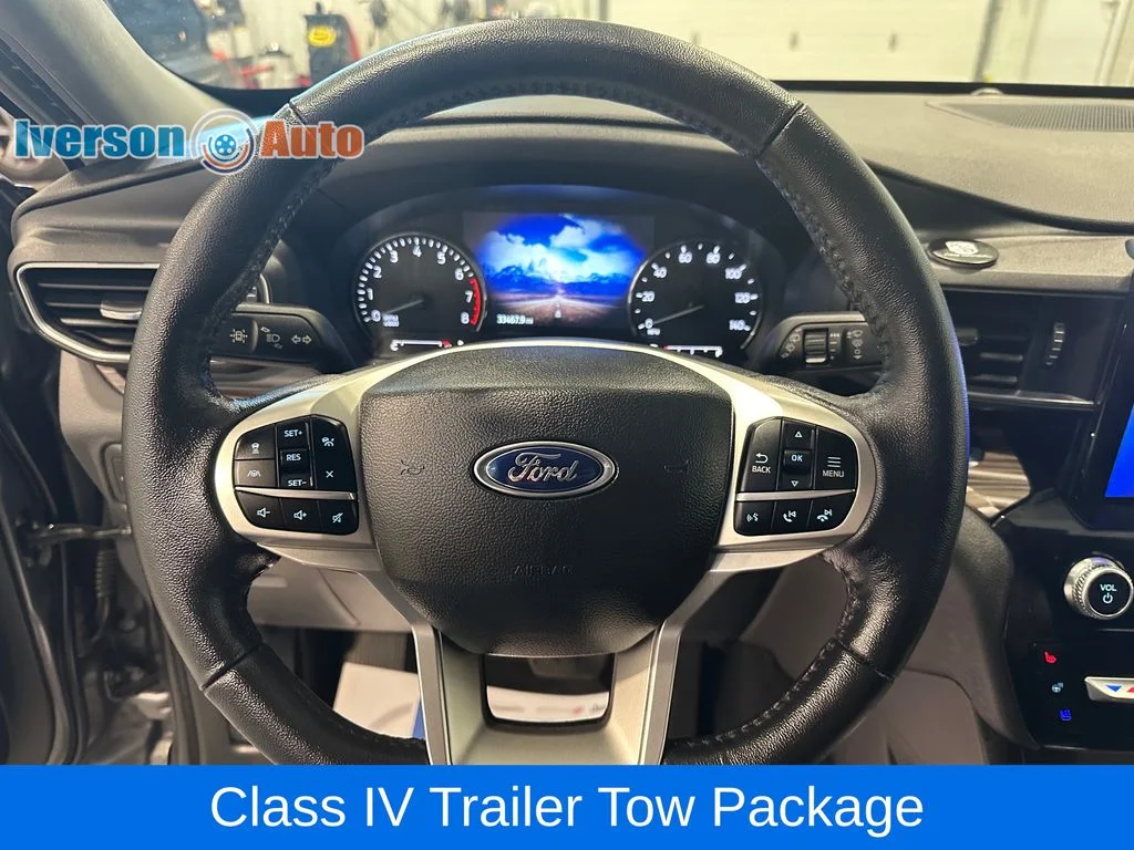 Used 2023 Gray Ford Limited image 18