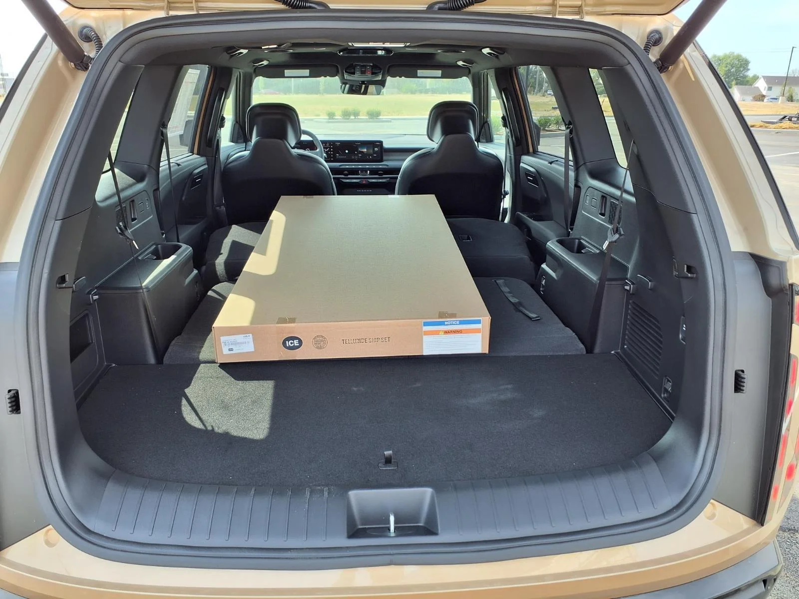 New 2027 Terrain Brown Kia X-Line EX image 4