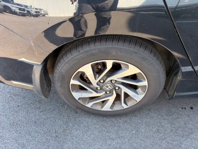 Used 2018 Black Honda EX image 26