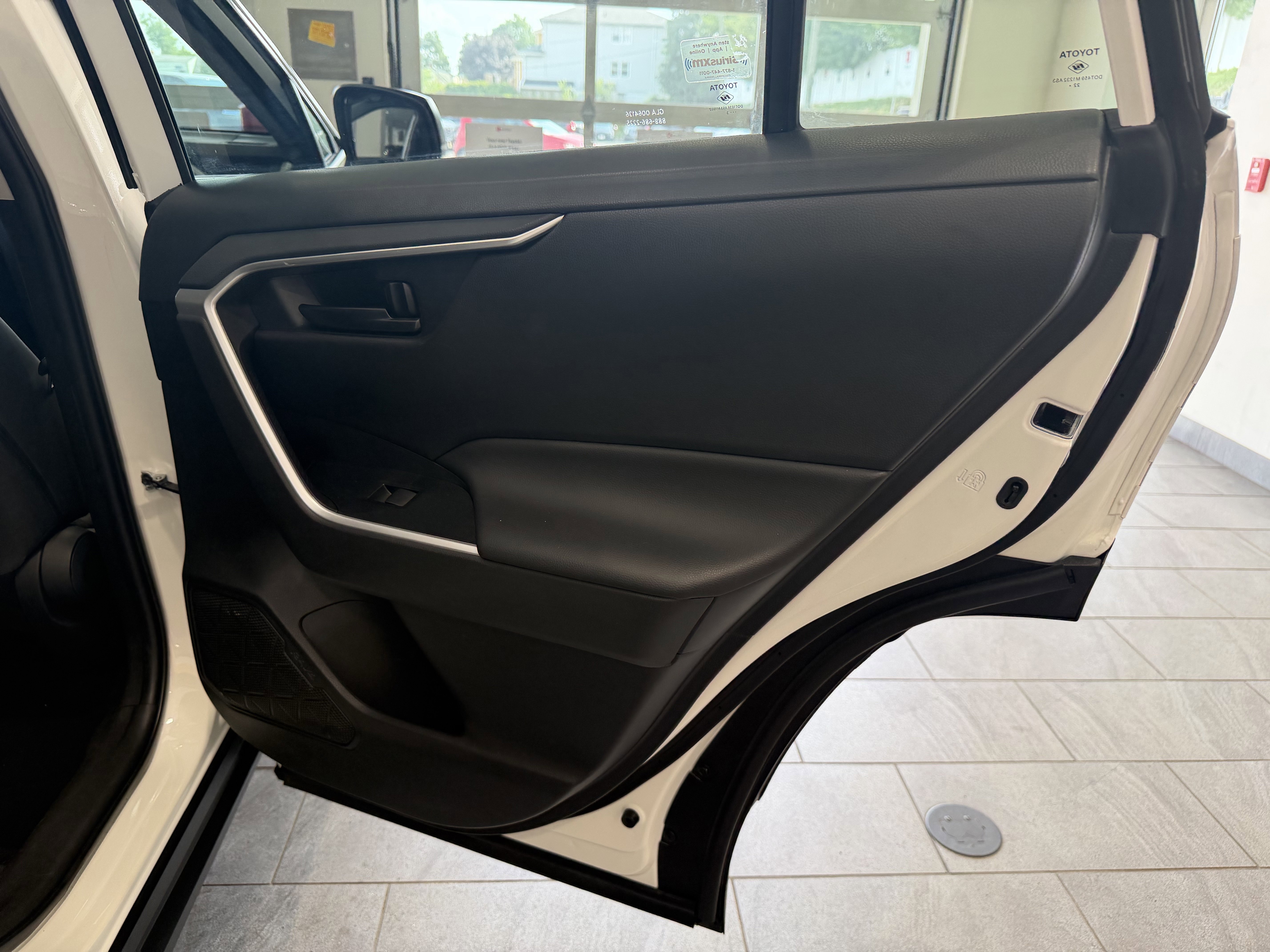 Used 2023 ICE CAP Toyota LE image 36
