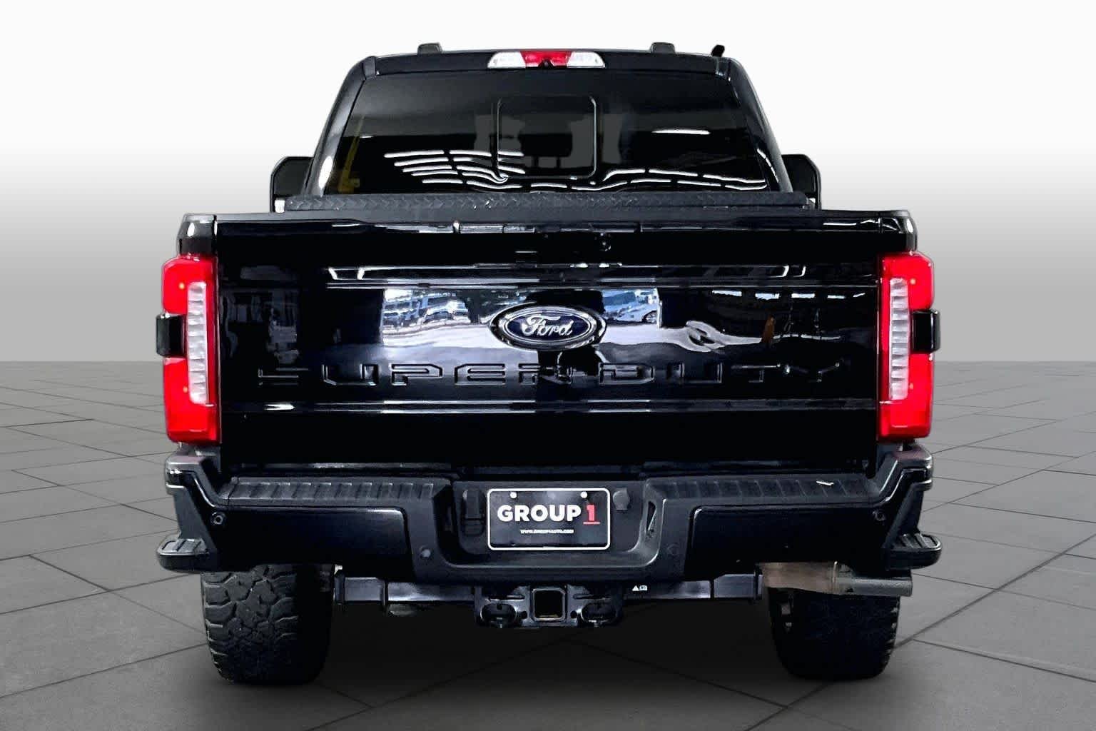 Used 2024 Agate Black Ford LARIAT image 5