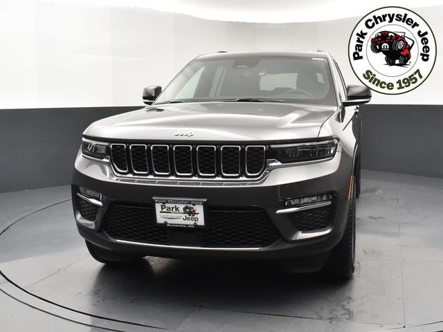 Used 2025 Jeep Grand Cherokee Limited with VIN 1C4RJHBG4SC329914 for sale in Burnsville, Minnesota