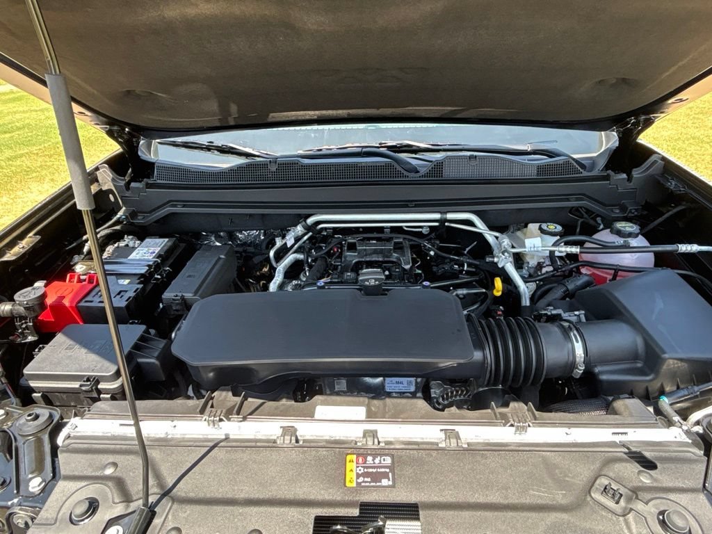 2026 GMC Canyon AT4 - Photo 10