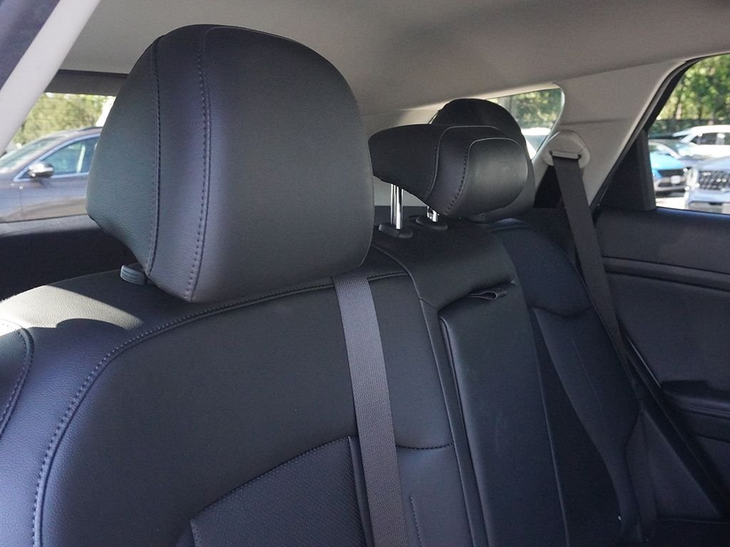 Used 2023 White Kia EX image 31