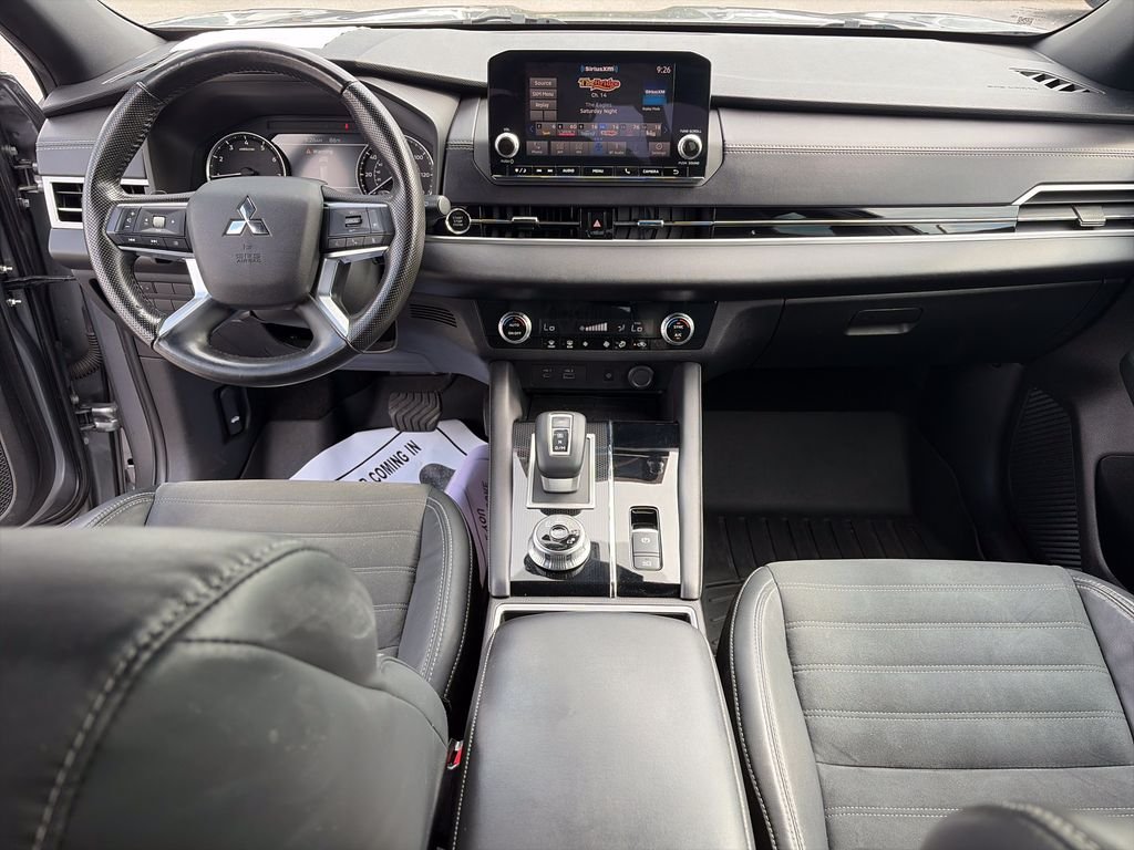 Used 2022  Mitsubishi Black Edition image 14