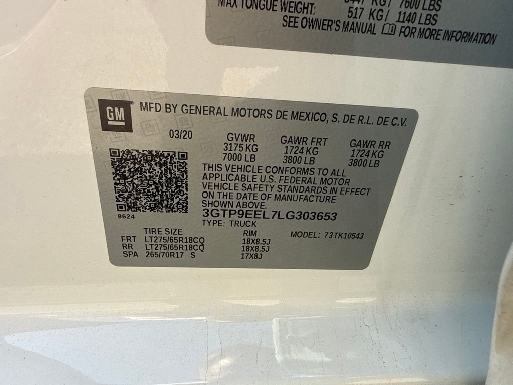 Used 2020 White GMC AT4 image 13
