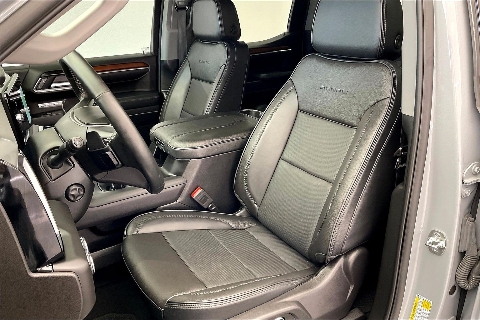 Used 2025 Thunderstorm Gray GMC Denali image 17