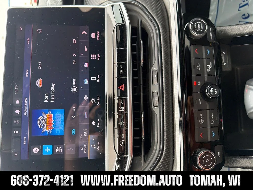 Used 2025 White Jeep Trailhawk image 15