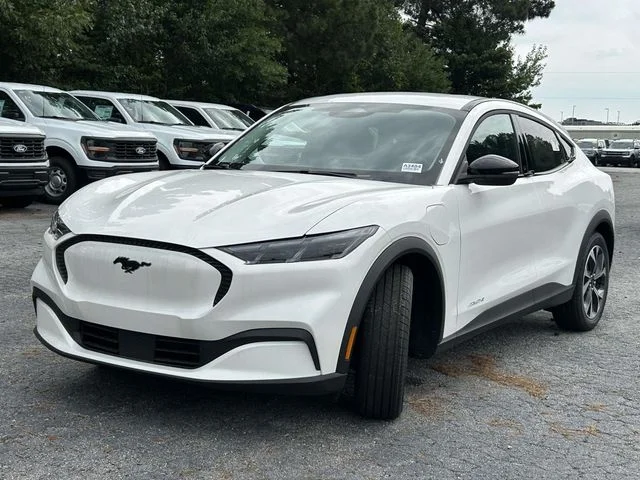 New 2026 White Ford Select image 5