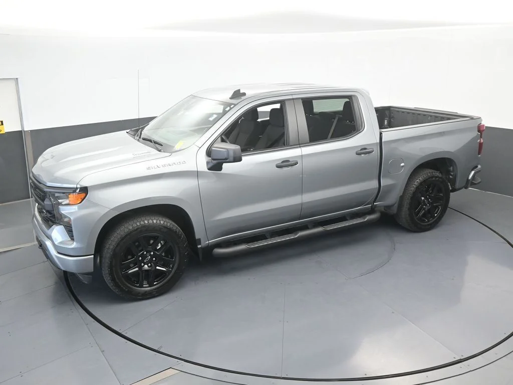 Used 2025 Sterling Gray Metallic Chevrolet Custom image 40