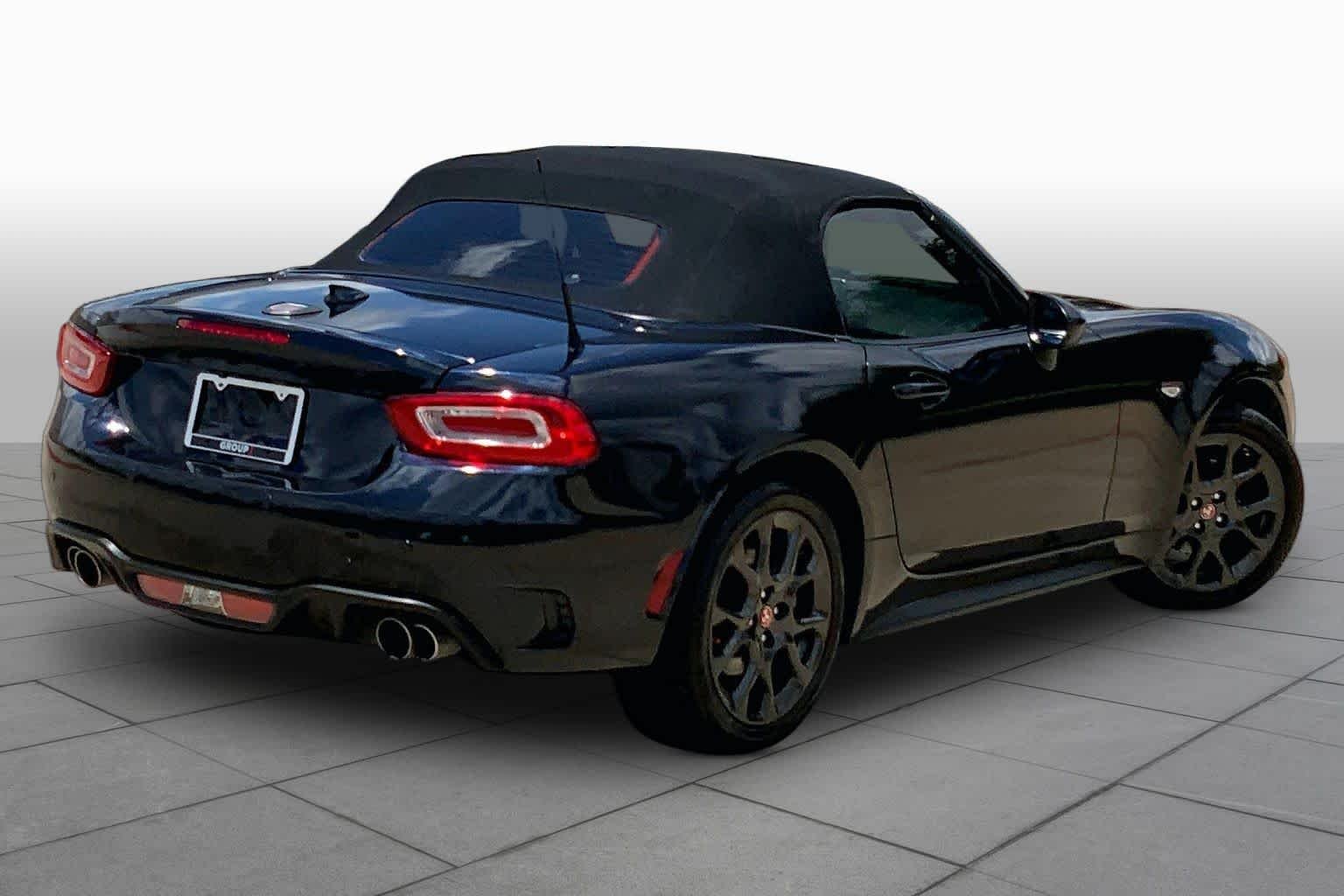 2018 FIAT 124 Spider Abarth - Photo 11