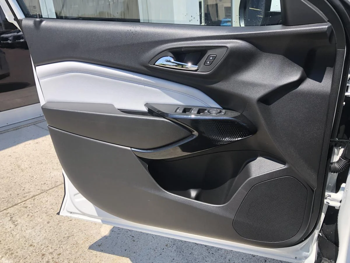 New 2026 White Chevrolet Fwd 4dr Lt image 18